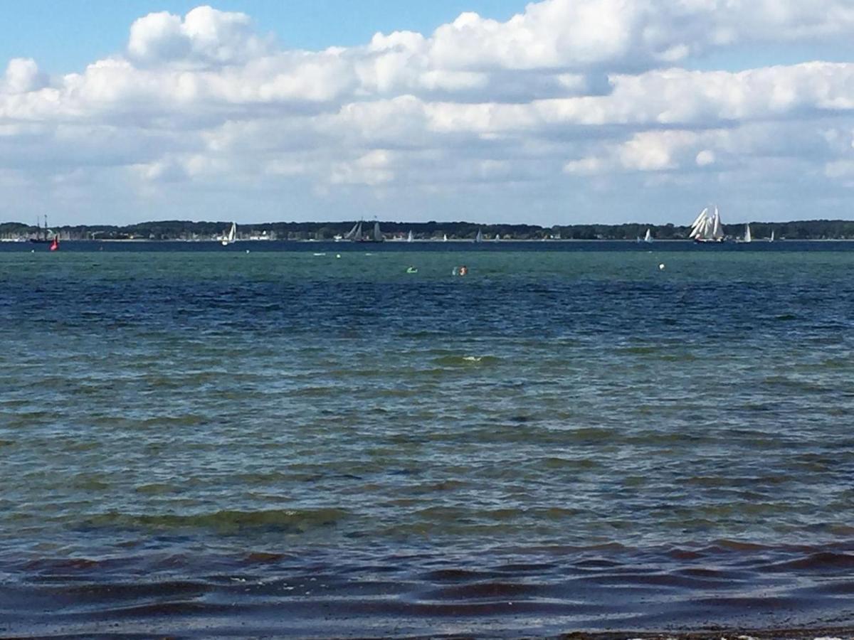 Ferienwohnung-Happy-Laboe Buitenkant foto